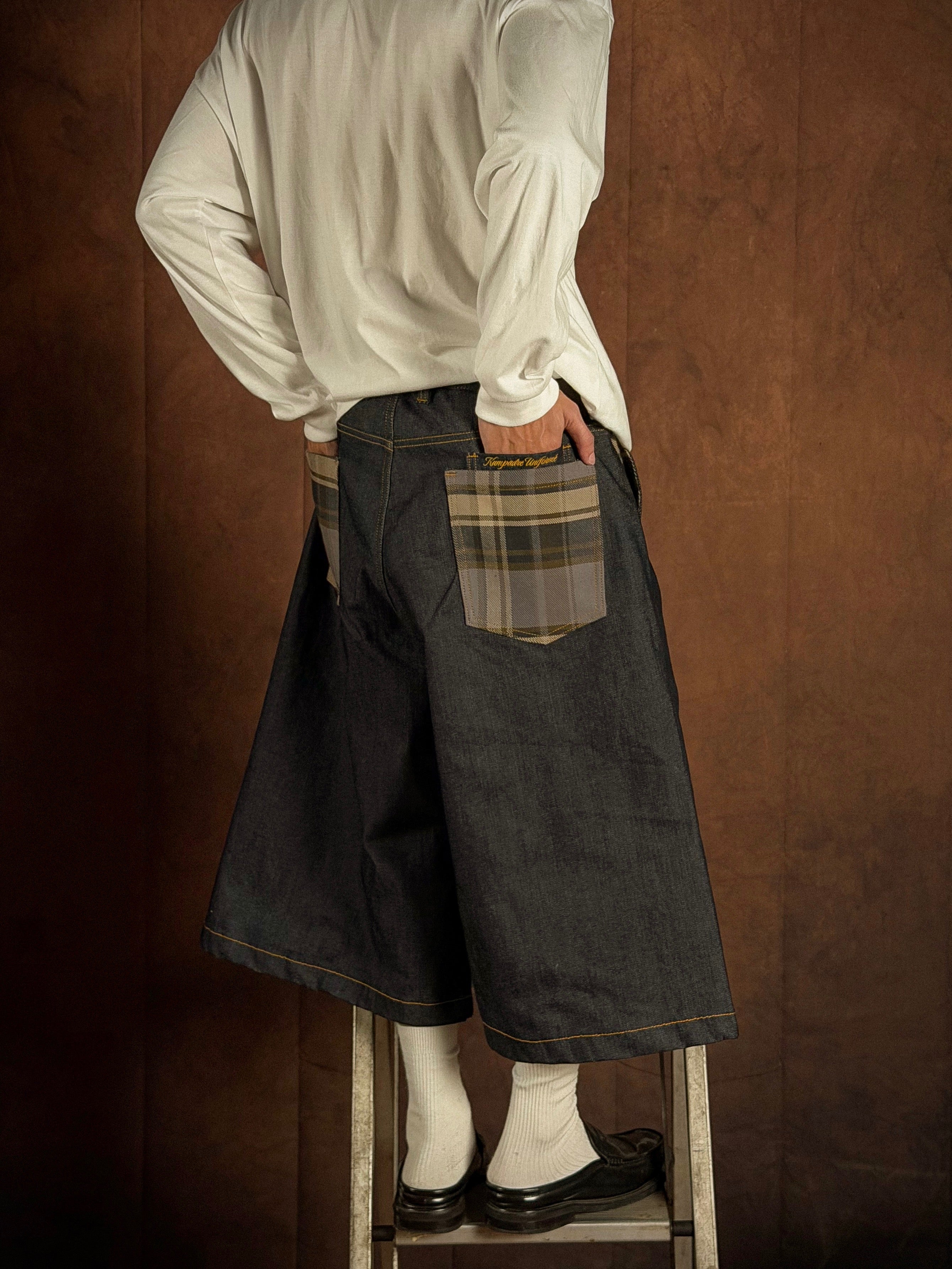 Kaiybang – Raw Denim Pleated Jorts
